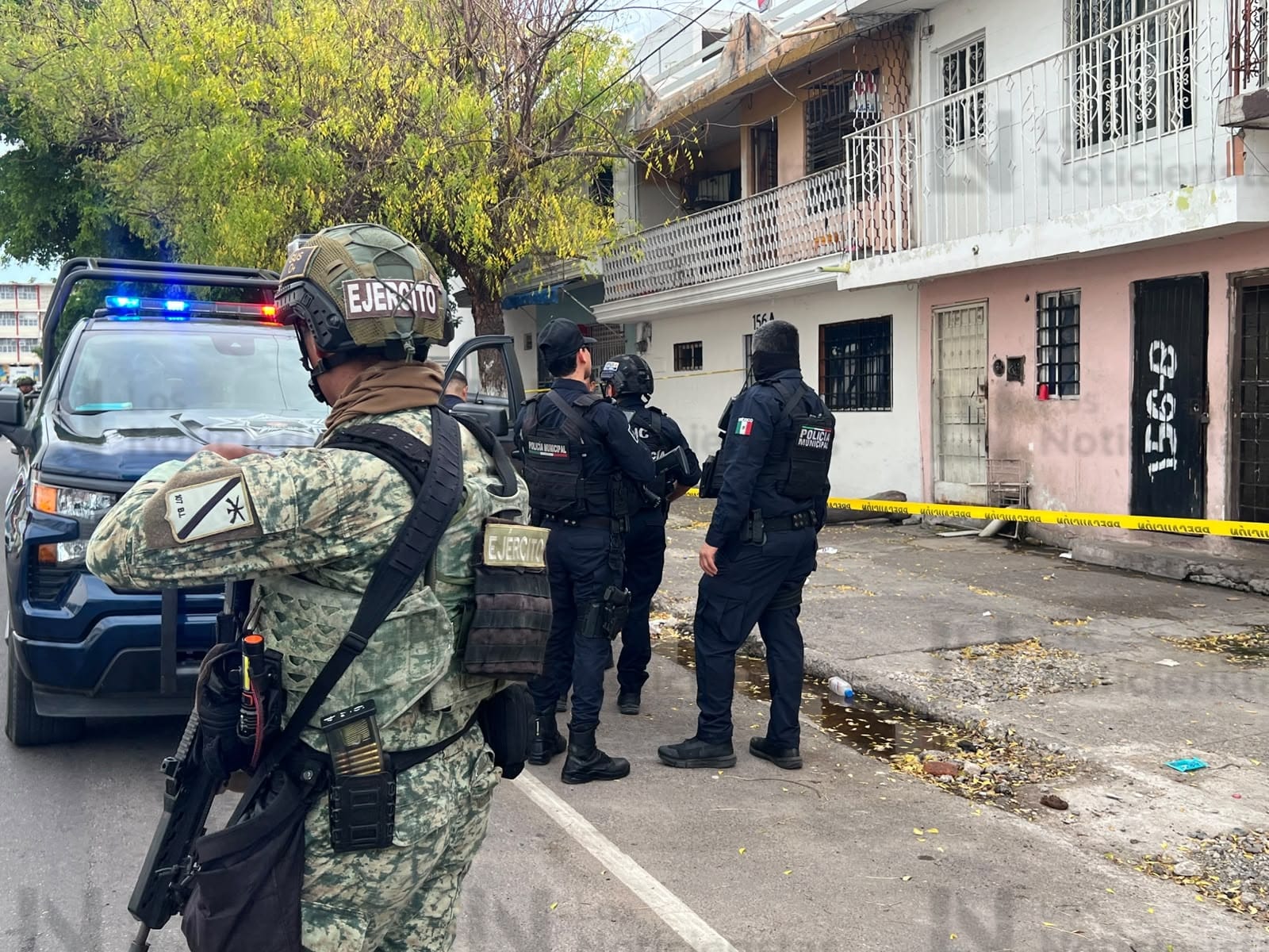 Ejecutan a balazos a dos hombres en un domicilio de la colonia Miguel Alemán en Culiacán