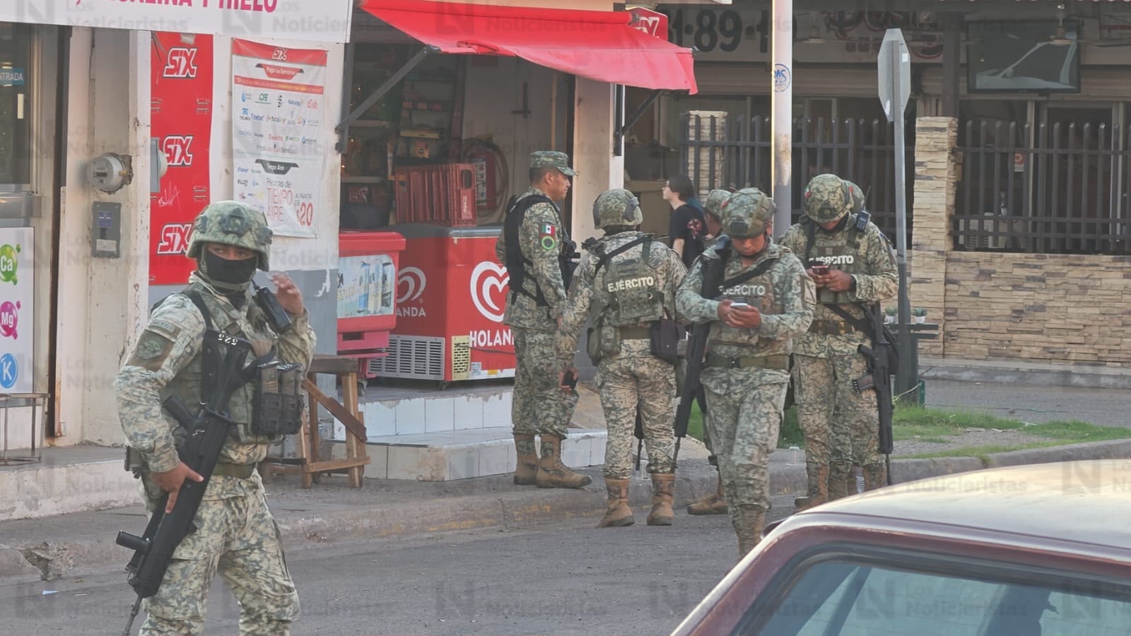 Ejecutan a dos hombres en expendio de cerveza en Barrancos, Culiacán