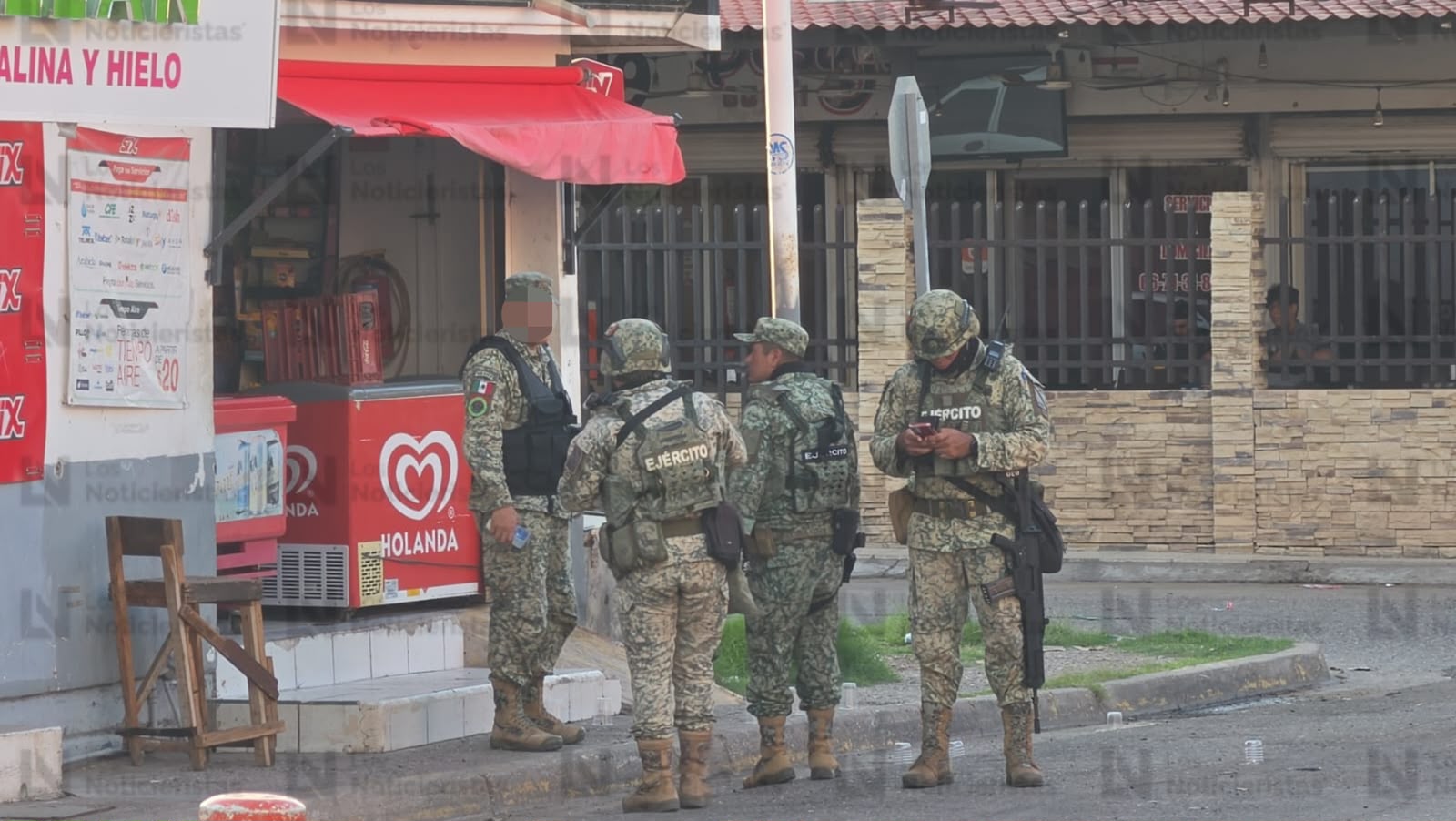 Ejecutan a dos hombres en expendio de cerveza en Barrancos, Culiacán