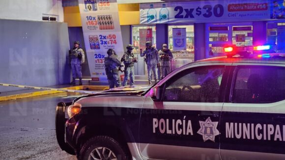 Ejecutan a balazos a un hombre en la puerta de tienda de conveniencia en la colonia Emiliano Zapata de Culiacán, Sinaloa