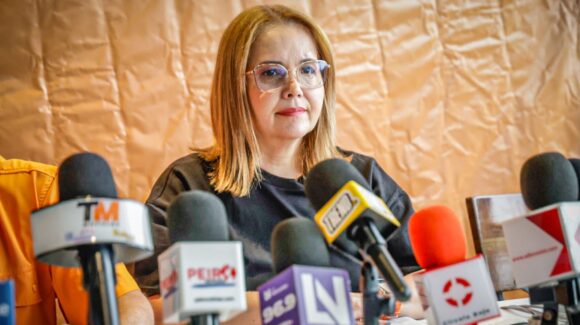 Propone MC habilitar líneas telefónicas en escuelas ante preocupación de padres por posible restricción de celulares para alumnos