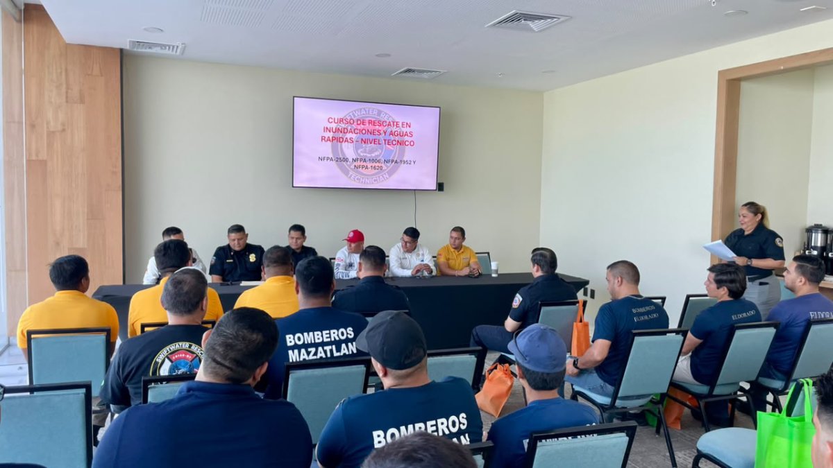 en mazatlan sinaloa curso tecnico de rescate en inundaciones y aguas rapidas personal