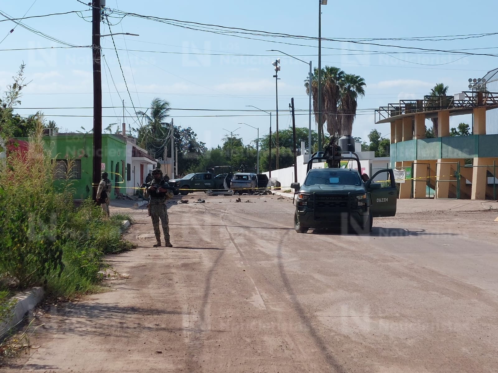 Enfrentamiento entre civiles armados y autoridad en Angostura, Sinaloa