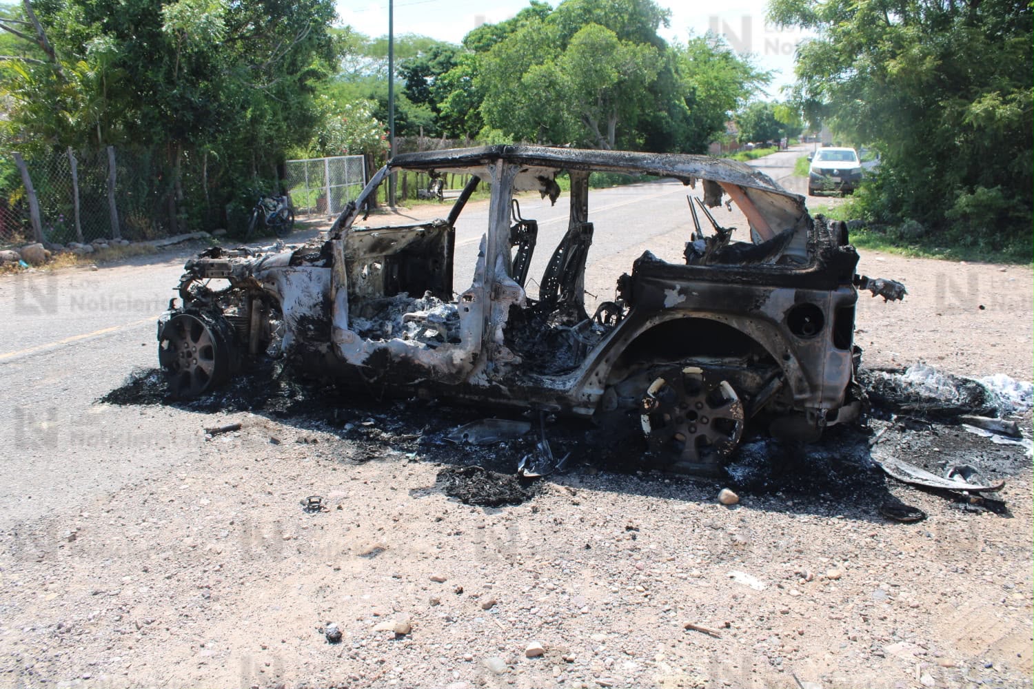 Reportan enfrentamiento y vehículo incendiado cerca de Cofradía