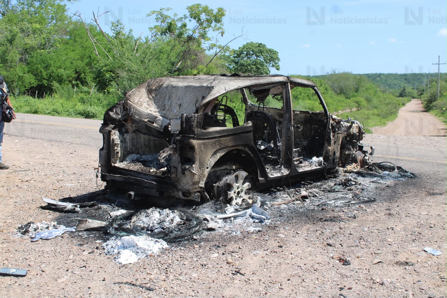 Reportan enfrentamiento y vehículo incendiado cerca de Cofradía