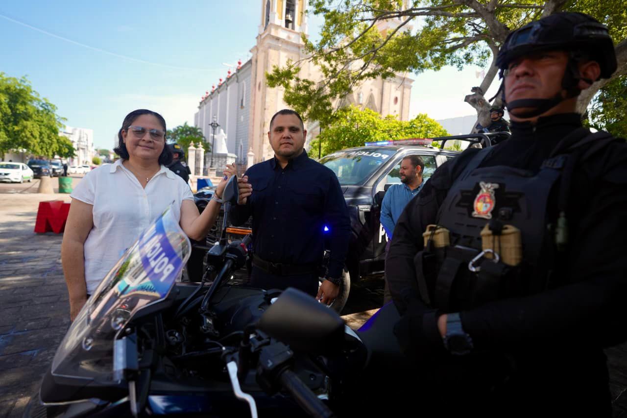 Minerva Osuna Zavala y Othoniel Barrón Valdez