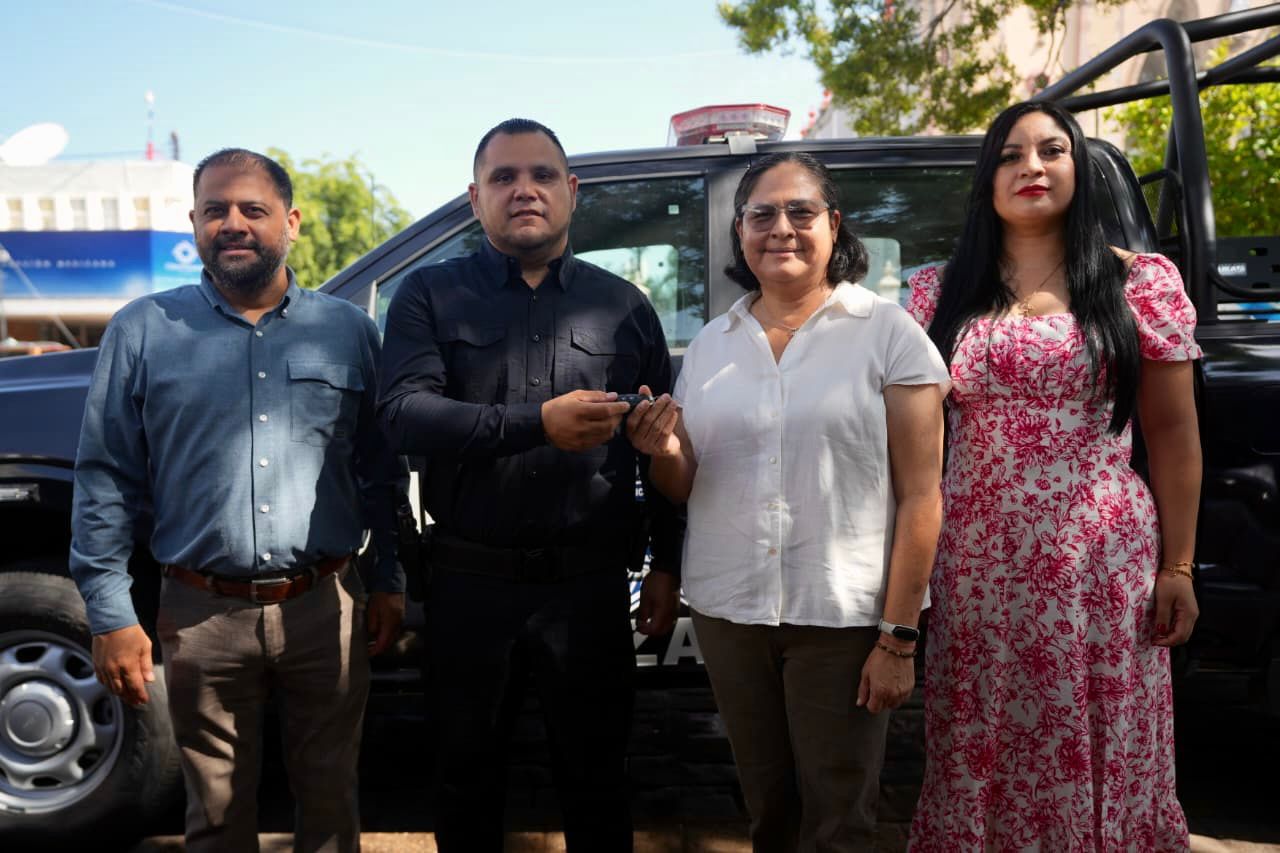 Minerva Osuna Zavala y Othoniel Barrón Valdez