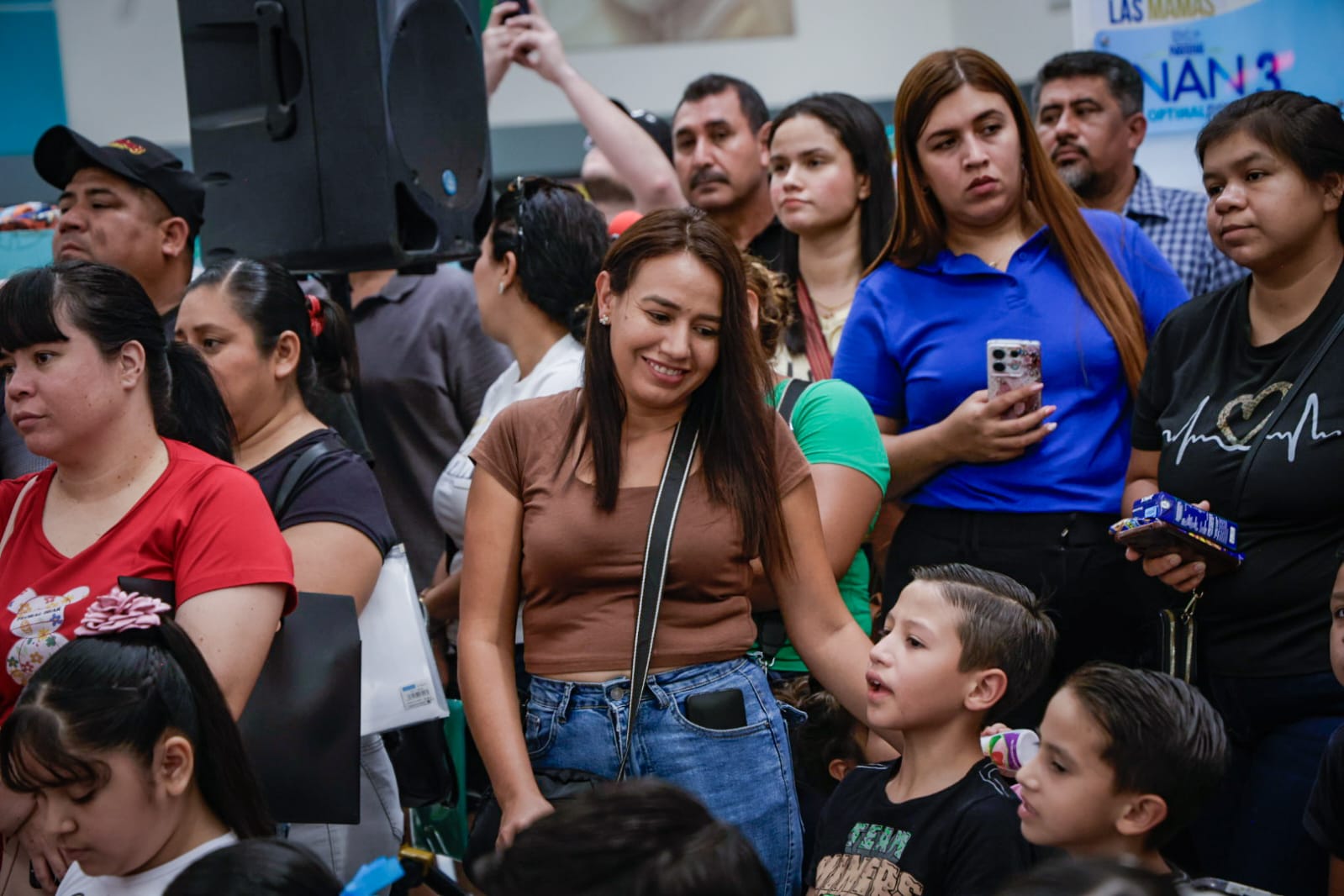 Entrega de útiles escolares “Ley Recompensa tu Estudio”