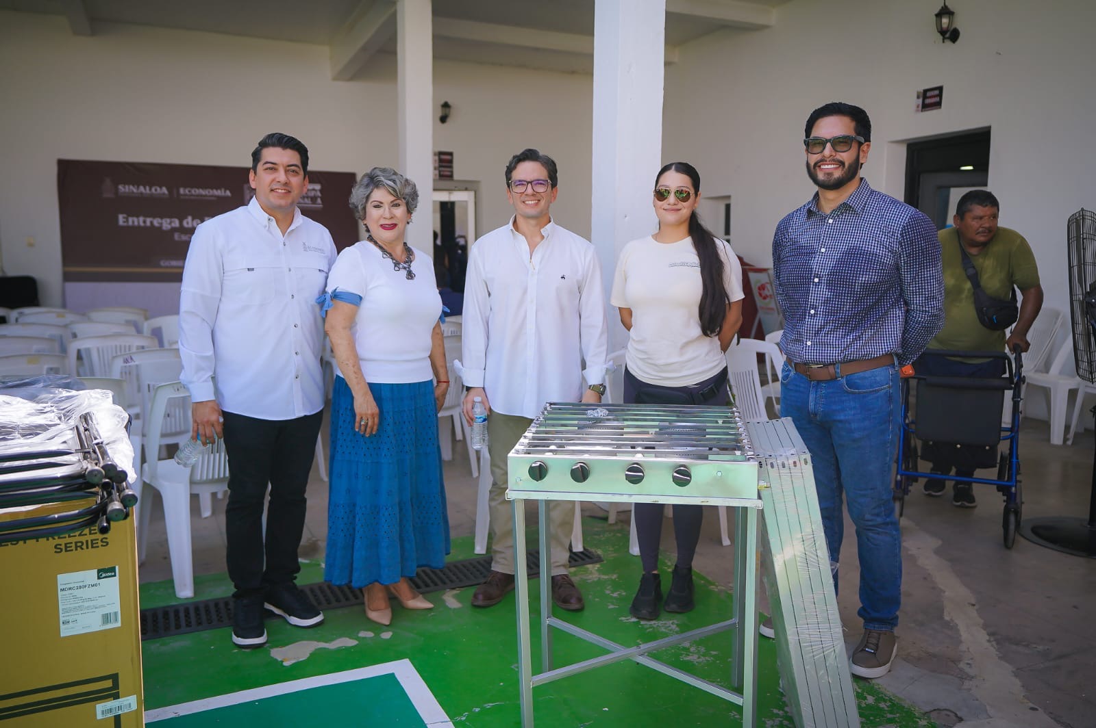 Entregan equipamiento a emprendedores de Escuinapa