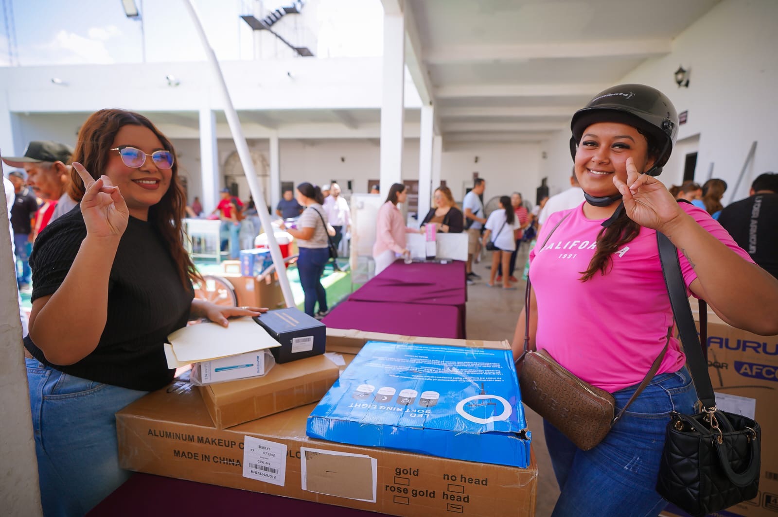 Entregan equipamiento a emprendedores de Escuinapa