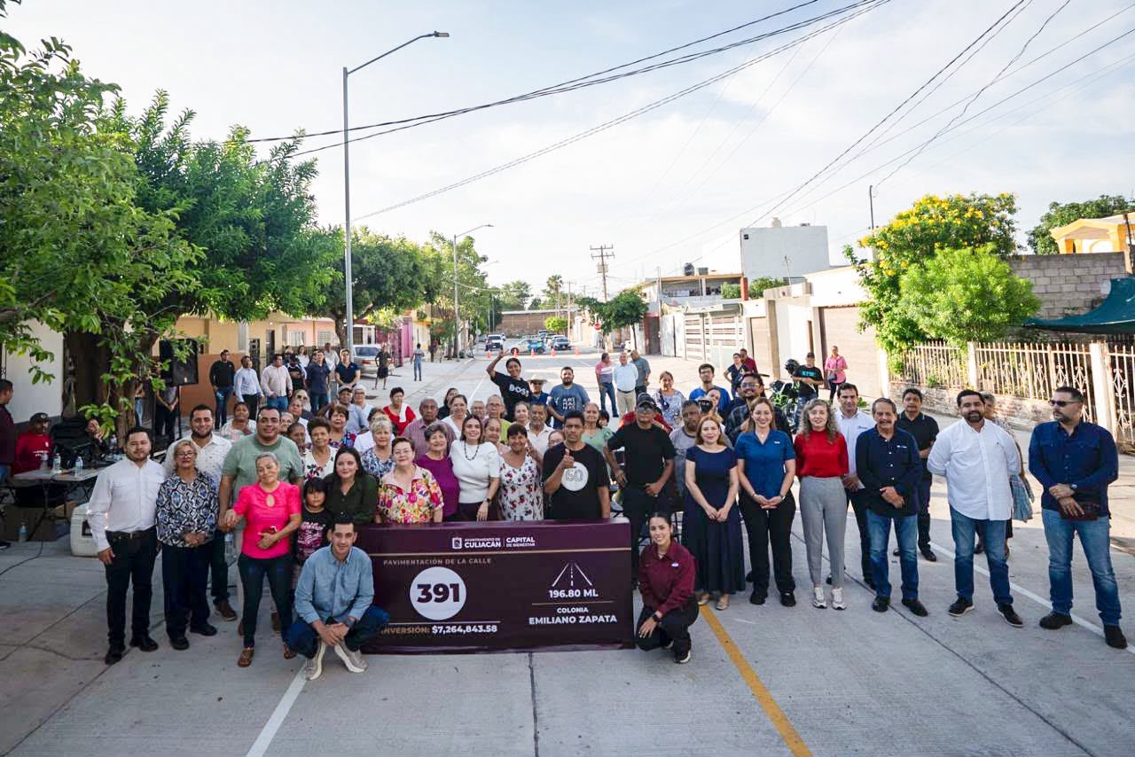 Entregan pavimentación en la Col. Emiliano Zapata, Culiacán