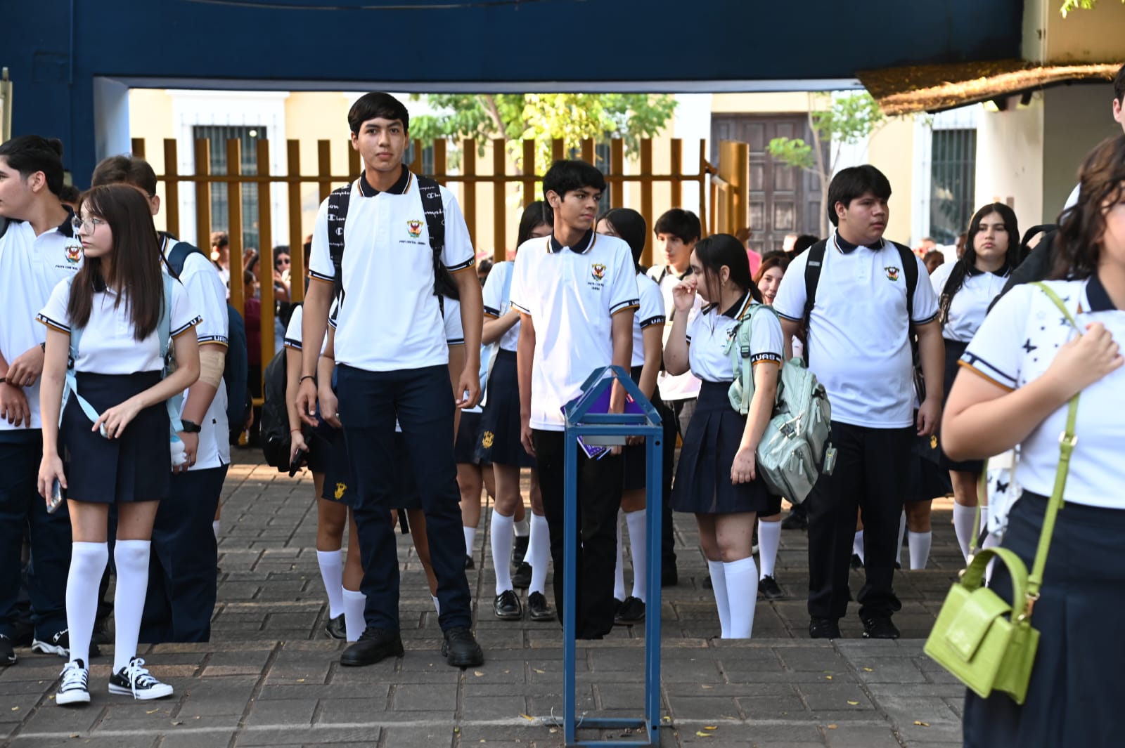 Estudiantes de la Preparatoria Central Diurna de la UAS