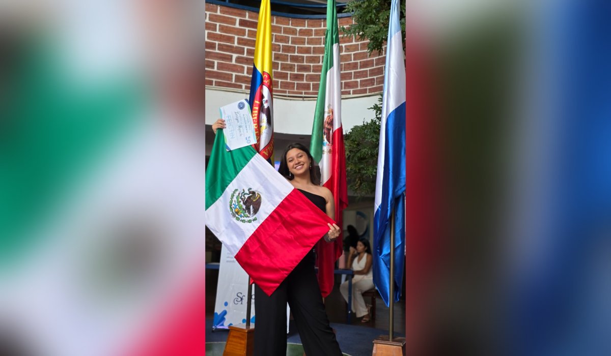 Estudiantes de Los Mochis ganan el primero lugar en feria de ciencias en Colombia