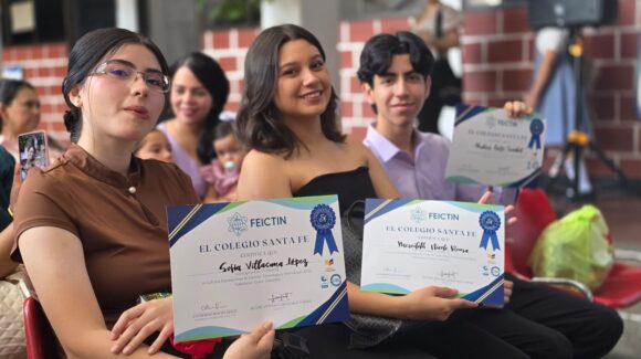 Estudiantes del Colegio Enrique Arreguín de Los Mochis obtienen primer lugar internacional en ciencias en Colombia
