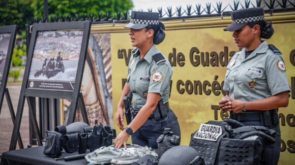 La Guardia Nacional realiza jornada de proximidad social y servicios gratuitos en La Lomita, en Culiacán