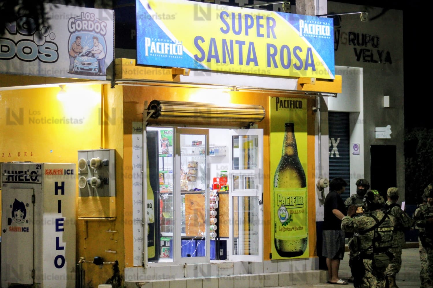 Expendio atacado a balazos en la Av. Santa Rosa, Mazatlán