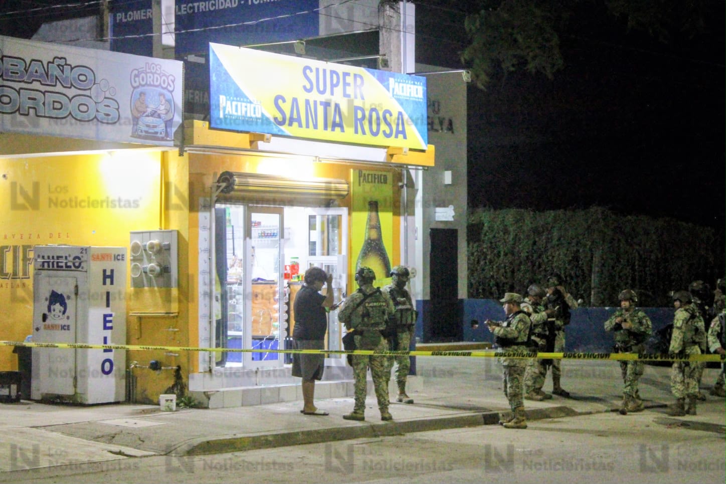 Expendio atacado a balazos en la Av. Santa Rosa, Mazatlán