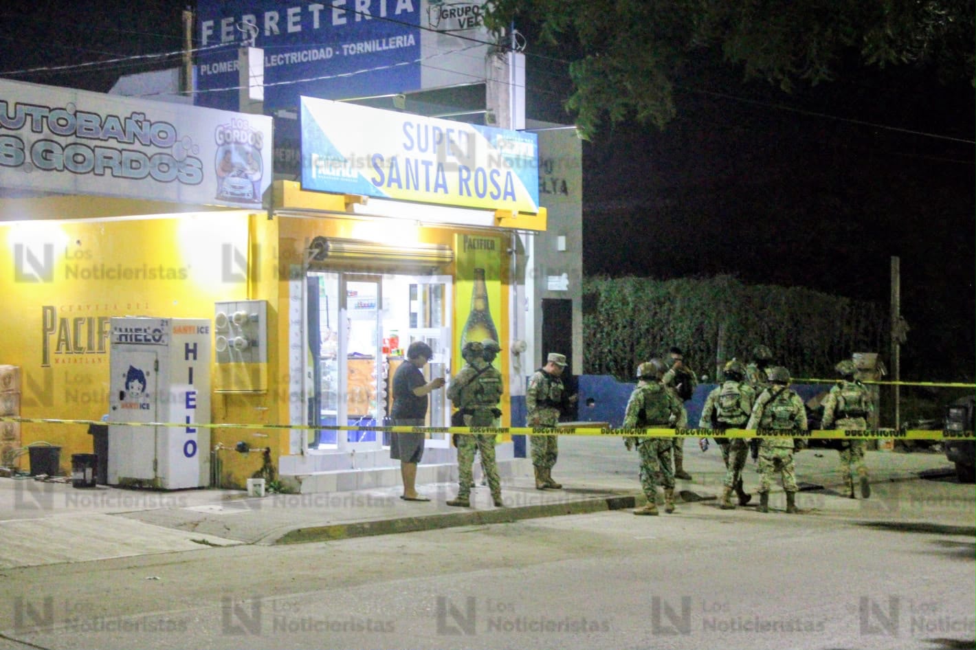 Expendio atacado a balazos en la Av. Santa Rosa, Mazatlán