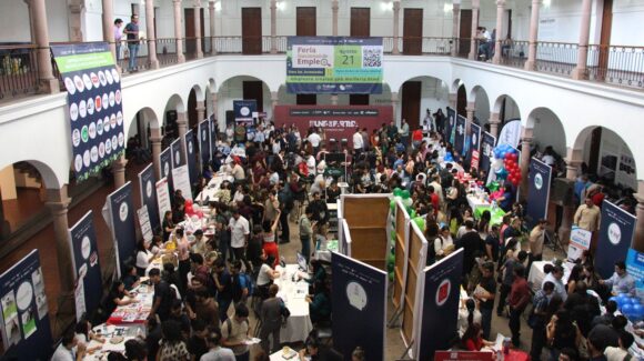 Feria Nacional de Empleo para las Juventudes reúne 24 empresas y más de 400 vacantes en Culiacán, Sinaloa