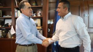 formalizan rector de la uas y alcalde de navolato donacion de terreno saludo