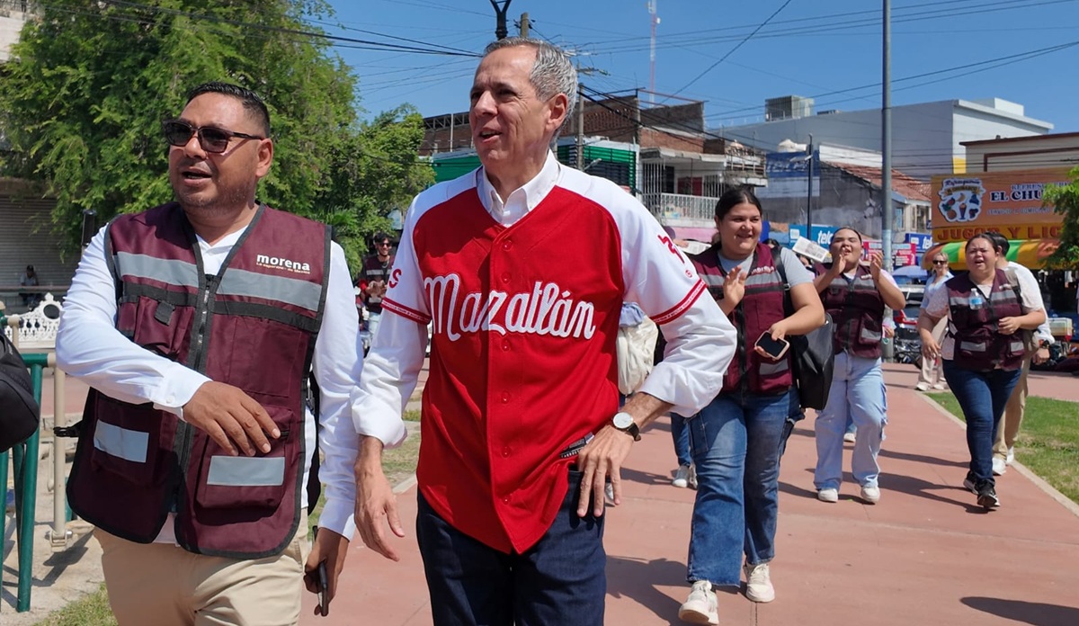 Gerardo Vargas Landeros sostiene asamblea informativa en Mazatlán