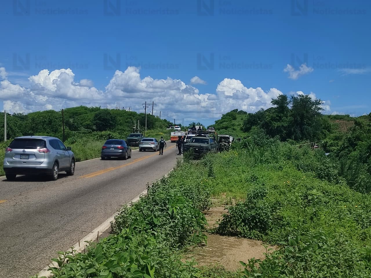 Abandonan cuerpo de una mujer con signos de violencia con rumbo a El Habal, en Mazatlán