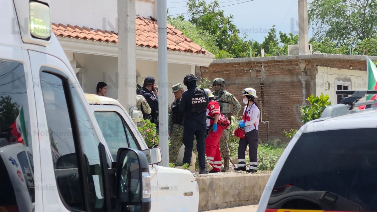 hieren a alma rosa rojo medina del colectivo voces unidas en culiacan menores de edad heridos militar