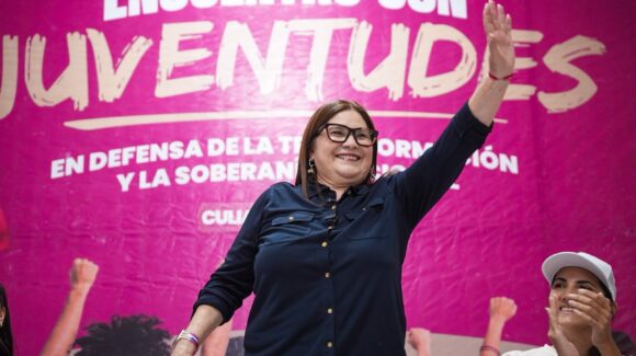 Imelda Castro sostiene encuentro con casi mil jóvenes; “la transformación será más extensa”, aseveró