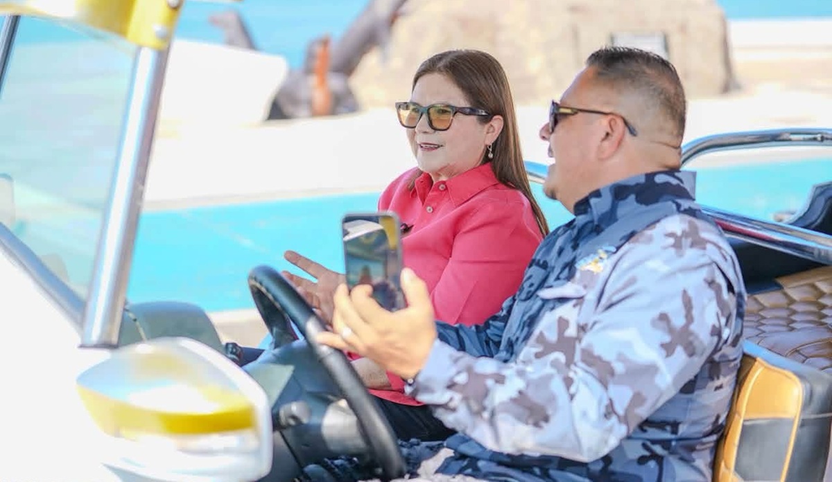 Imelda Castro pasea en pulmonía con "El Compa Beto" en Mazatlán