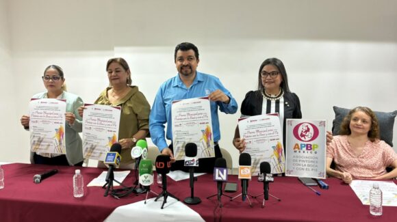 Imndis Ahome abre convocatoria de 4ta edición del Premio Municipal de Pintores con la Boca y el Pie; busca fortalecer cultura de inclusión