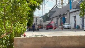 incendio en bodega de la zona industrial jiquilpan en los mochis moviliza cuerpos de auxilio autoridad