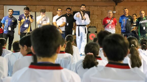 ISDE realiza con éxito su seminario en beneficio del taekwondo sinaloense