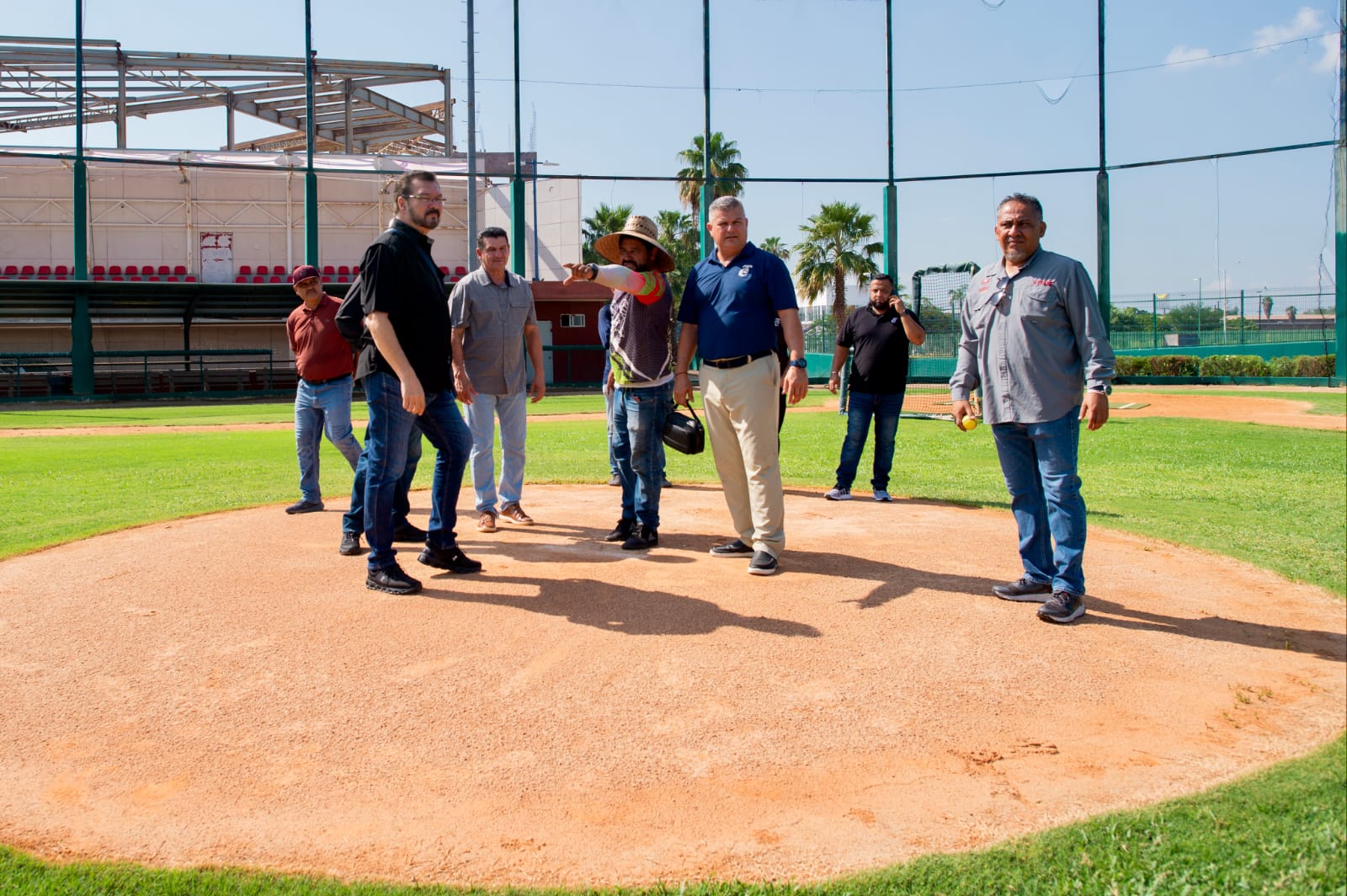 ISDE y Tomateros trabajan previo al inicio de la pretemporada guinda 2026