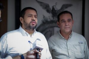ismael bello esquivel