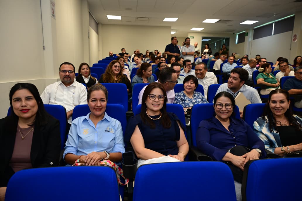 Jesús Madueña se reúne con directivos de la zona centro de la UAS