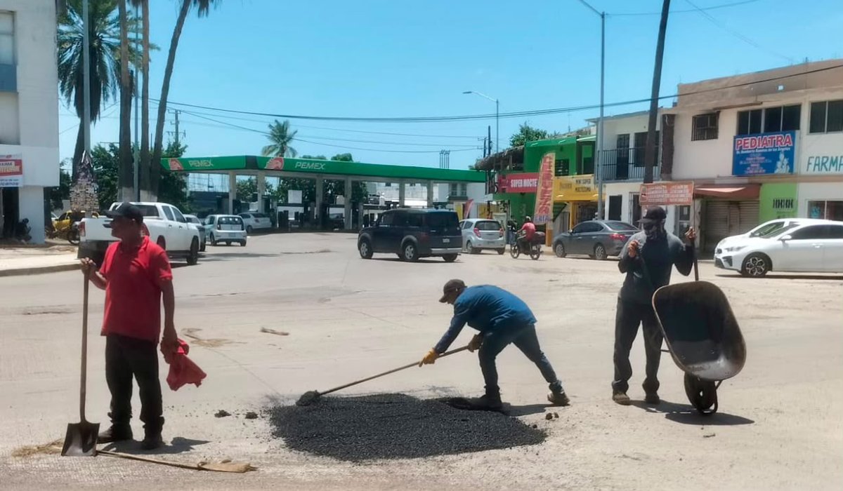 Jornada de bacheo en Mazatlán