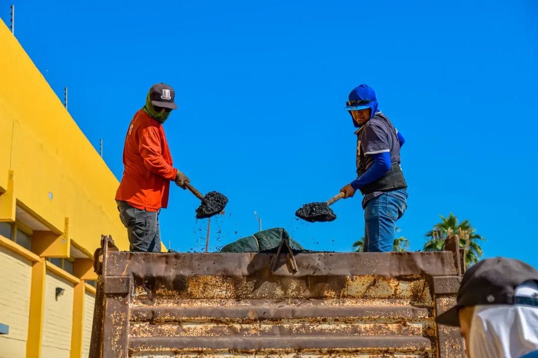 Jornada de bacheo en Guamúchil, Sin.