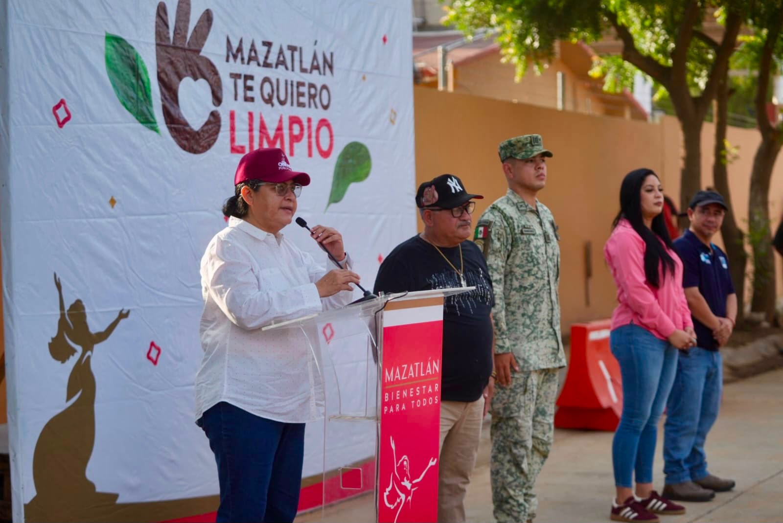 Jornada de limpieza de Mazatlán Te Quiero Limpio en Rincón de Urías