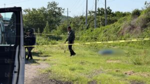 joven sin vida con impactos de bala en el km 9 de la autopista mazatlan culiacan autoridad