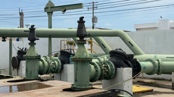 Se adelanta Jumapam a las fallas; blinda instalaciones eléctricas ante las lluvias en Mazatlán, Sinaloa