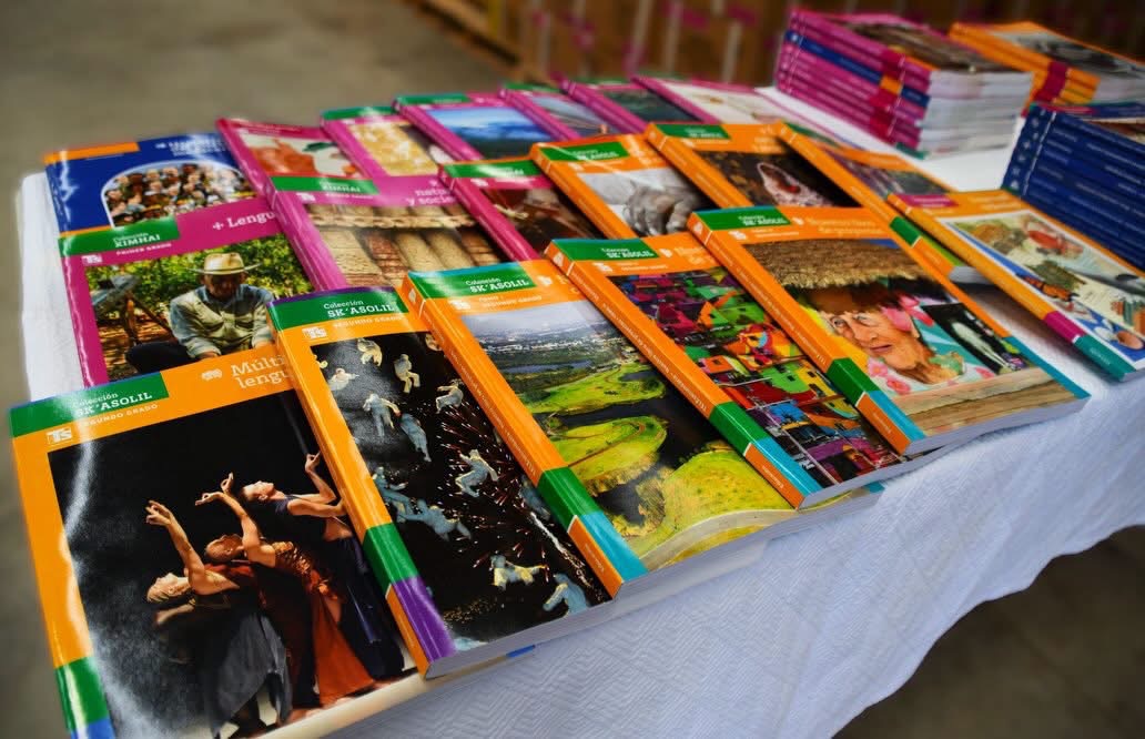 Libros de texto gratuitos para el próximo ciclo escolar 2026-27 en Sinaloa