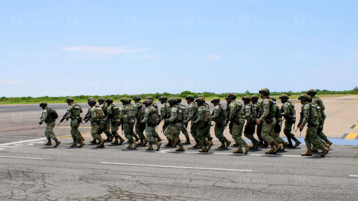llegan 300 militares a sinaloa para reforzar la seguridad marchan