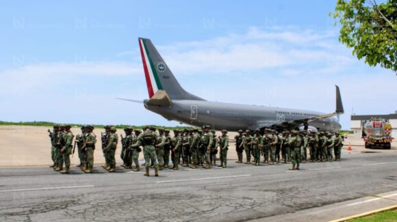 Llegan 300 militares a Sinaloa para reforzar la seguridad; aterrizan en Mazatlán