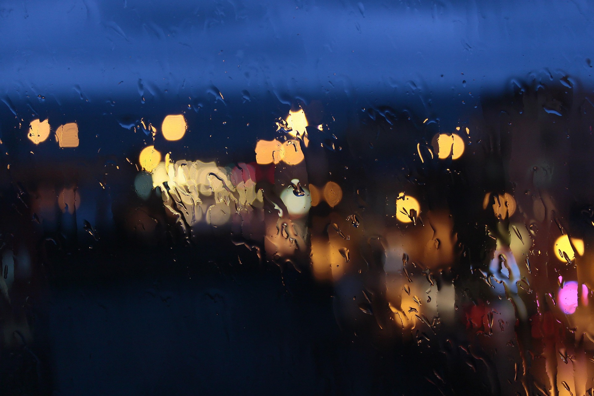 Lluvia de noche