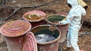 localizan 2 laboratorios clandestinos para elaborar metanfetamina en culiacan tambos