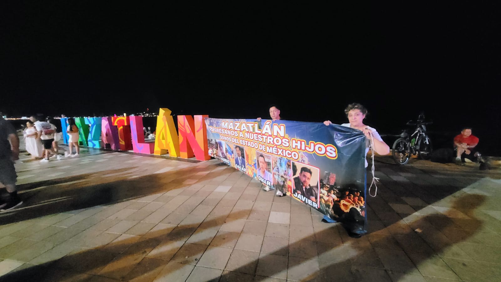 ‘Solo quiero que me regresen a mis hijos’, protesta madre de tres de cuatro turistas del Edomex desaparecidos en Mazatlán, Sinaloa