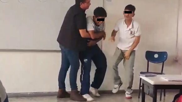 Fiscalía de Guanajuato investiga a maestro exhibido en video, por posible abuso sexual