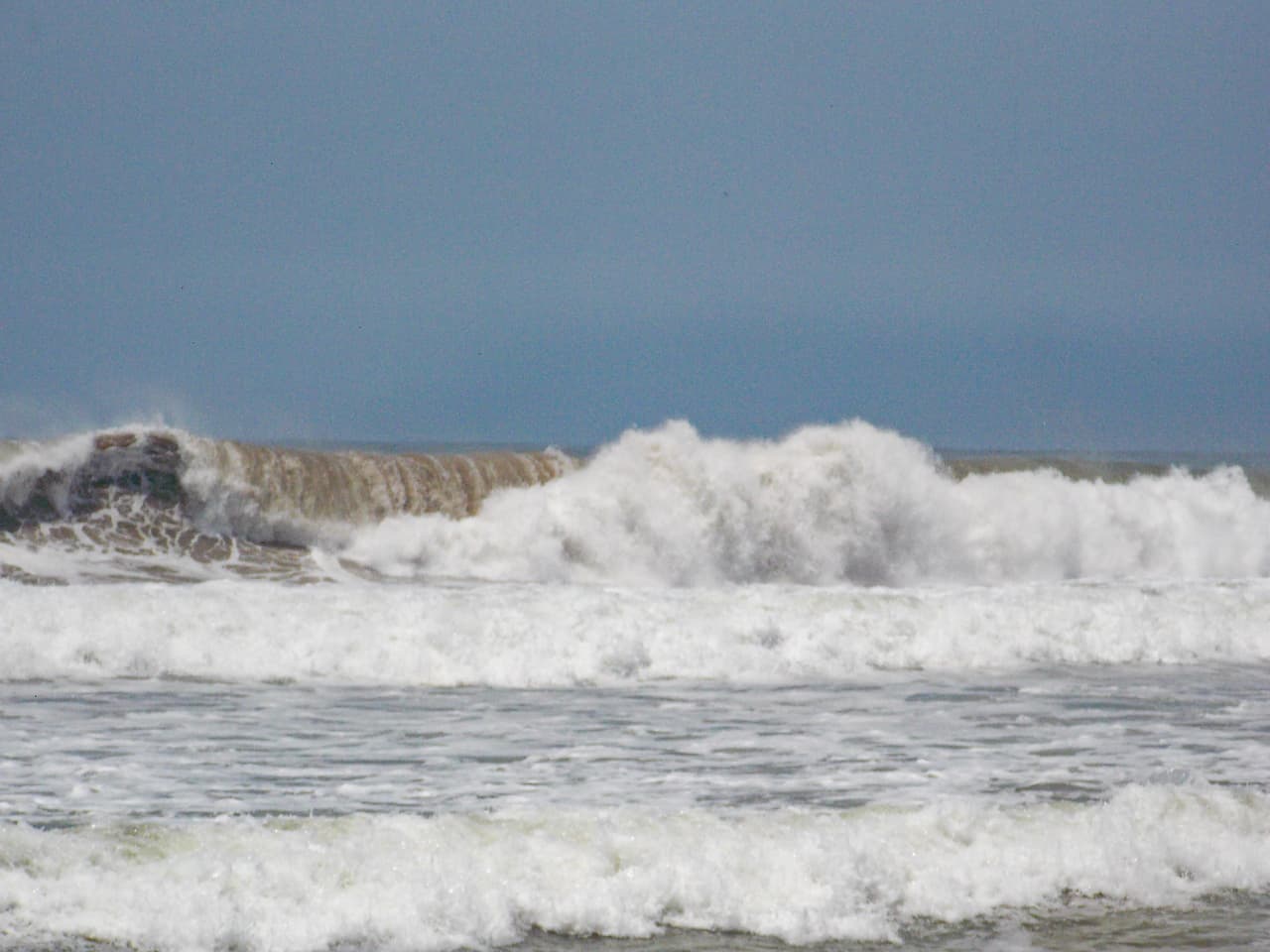 Mar de fondo en Mazatlán