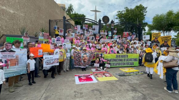 “El problema va en aumento”; colectivos de búsqueda marchan para exigir justicia por las víctimas de desaparición forzada en Sinaloa
