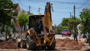 mazatlan sinaloa pisa el acelerador con 106 obras calle